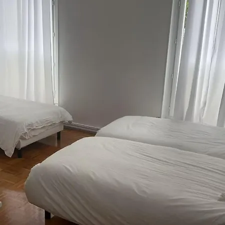 Votre Maison Lointaine Pantin